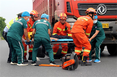 禄丰沛县道路救援