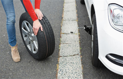 禄丰东营区道路救援